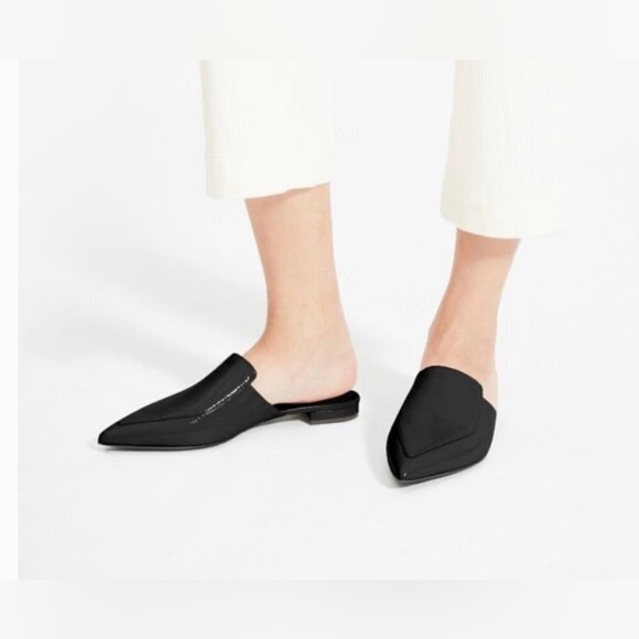 Everlane Shoes - Everlane Boss Loafer Mule Black Patent Leather 
Size 6